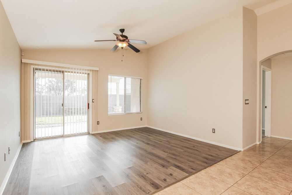 1105 E Nardini St - Photo 5 of 16