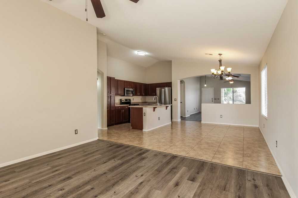 1105 E Nardini St - Photo 6 of 16