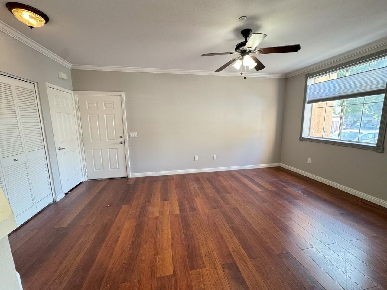 3840 Elijah Ct - Photo 3 of 16