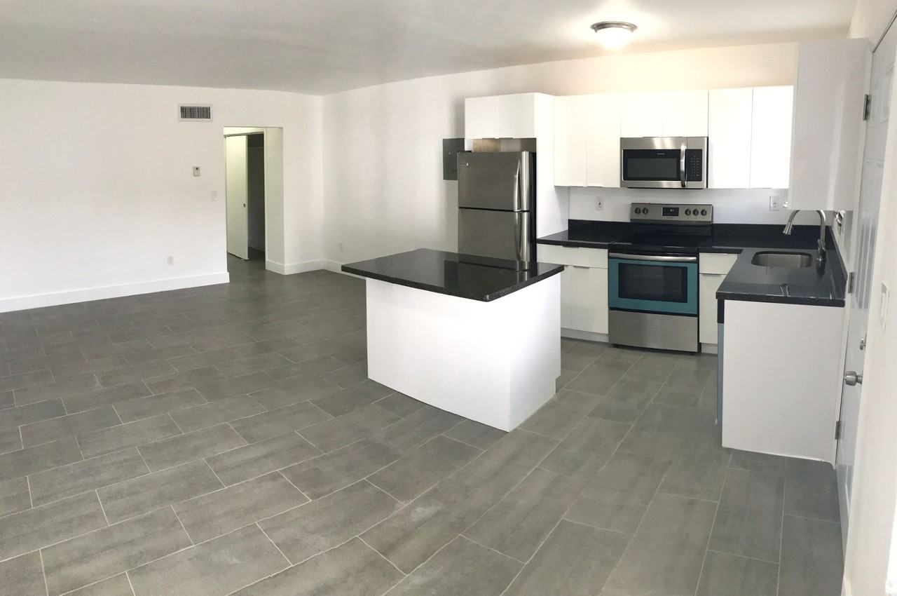 New Colony Apartments - Photo 7 of 9