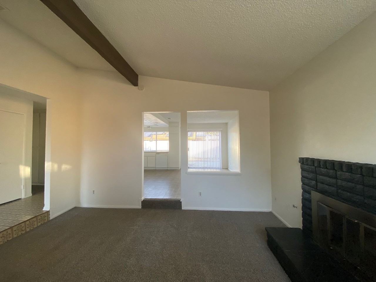 1421 Padua Ave - Photo 6 of 37