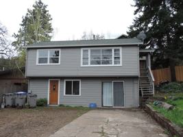 featured image of 407 E Eugene St