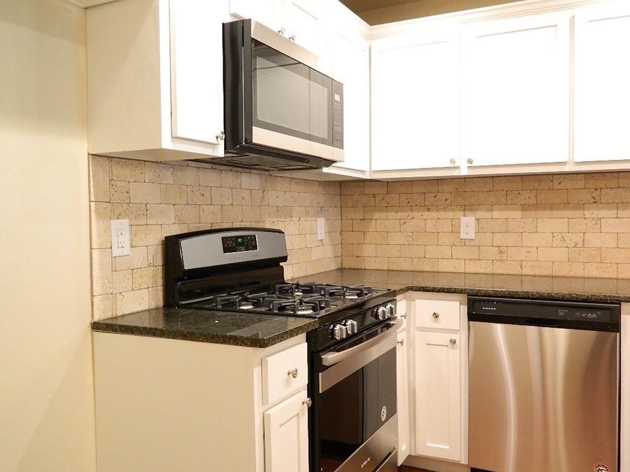204 Saint Charles Way - Photo 7 of 18