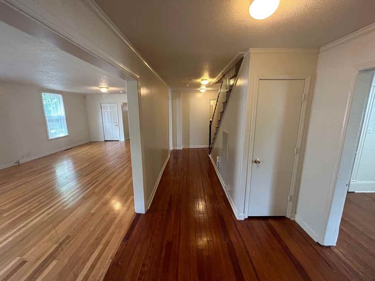 1109 N Duke St - Photo 3 of 16