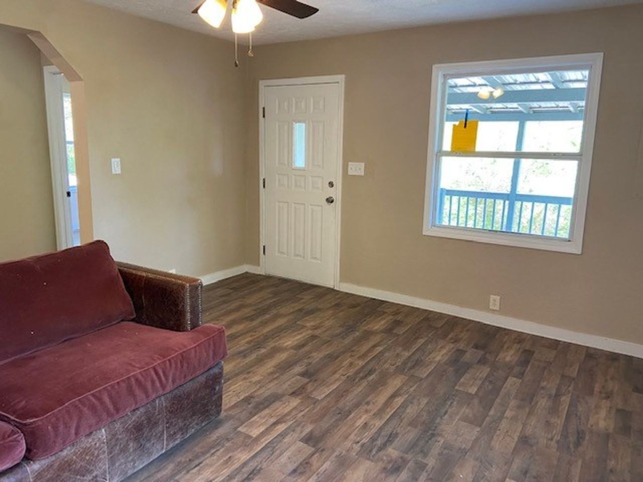172 N Esplanade - Photo 4 of 27