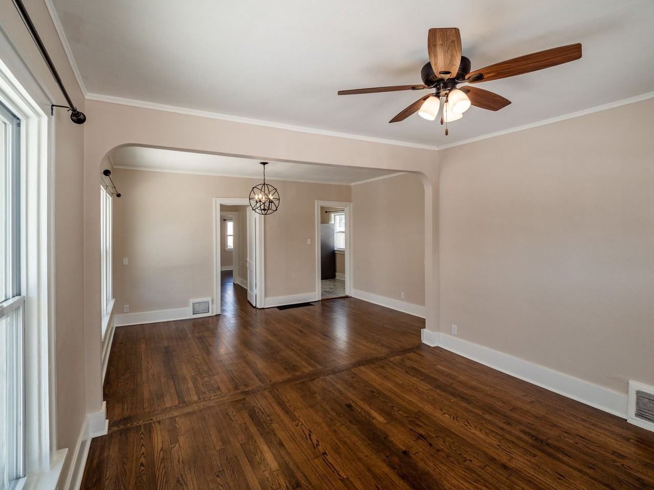 1726 5th Ave Se - Photo 4 of 19