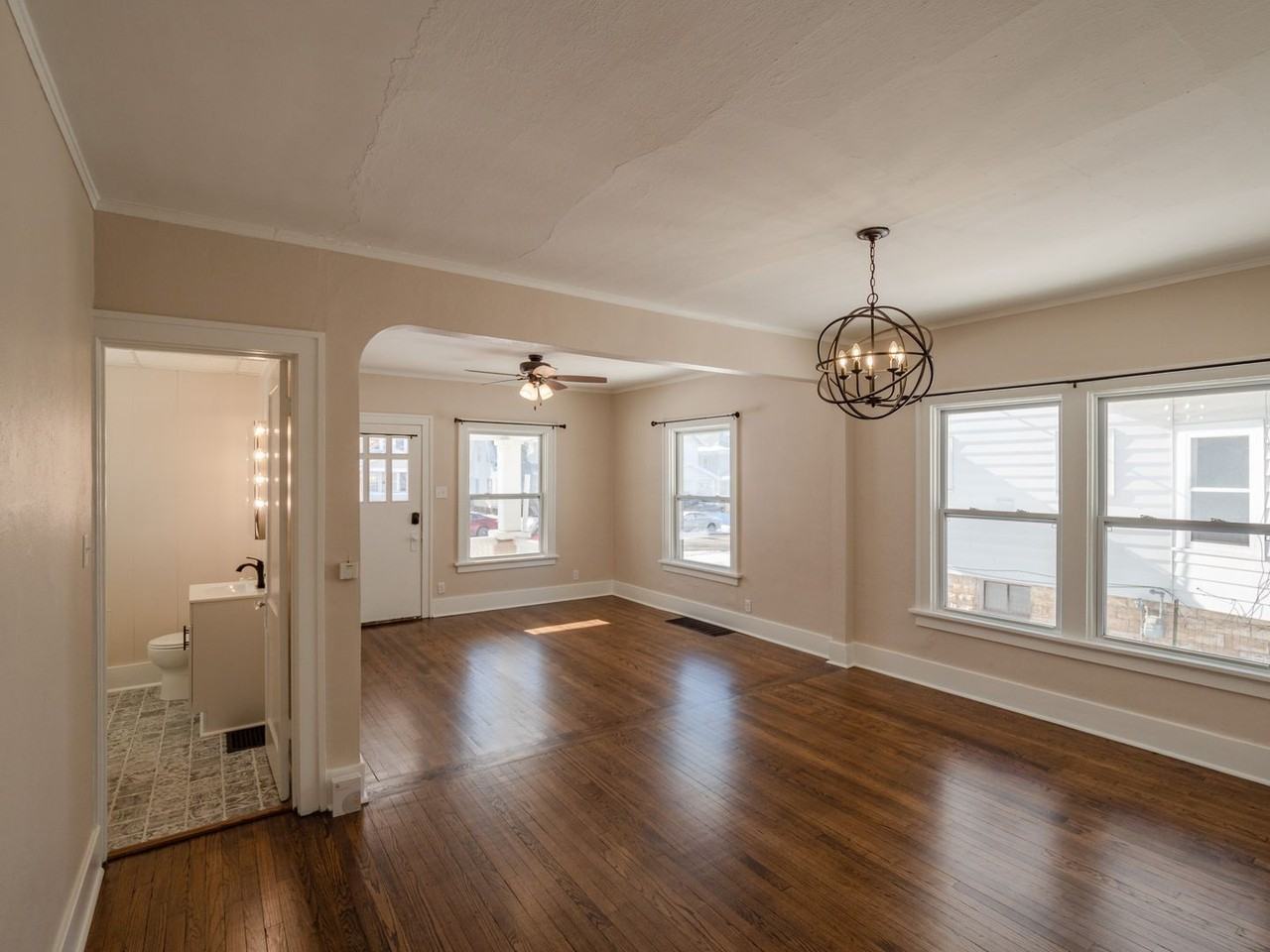 1726 5th Ave Se - Photo 5 of 19