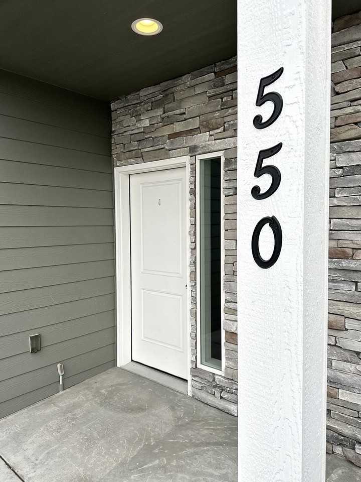550 Bedrock Loop - Photo 3 of 28
