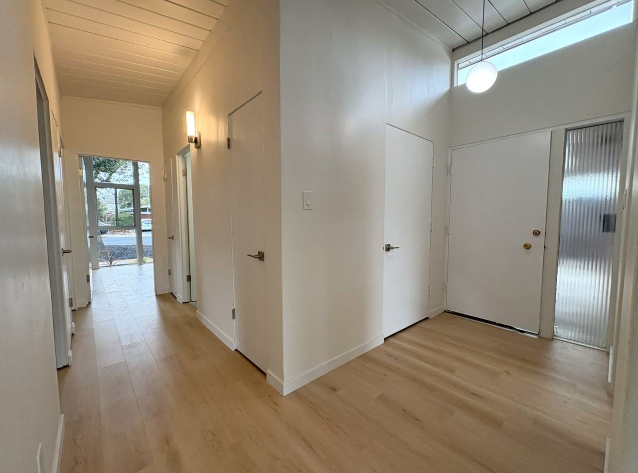 331 Carolina Ln - Photo 4 of 29