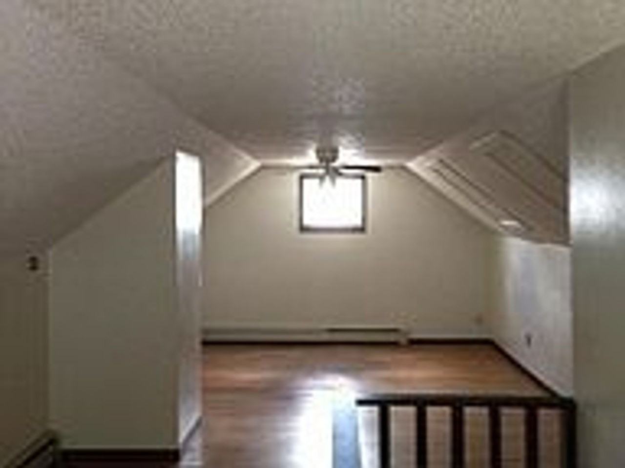 711 Orchard Ct - Photo 3 of 16