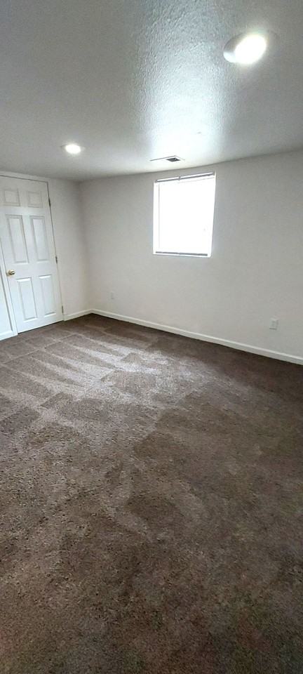 1017 16th St - Photo 2 of 50