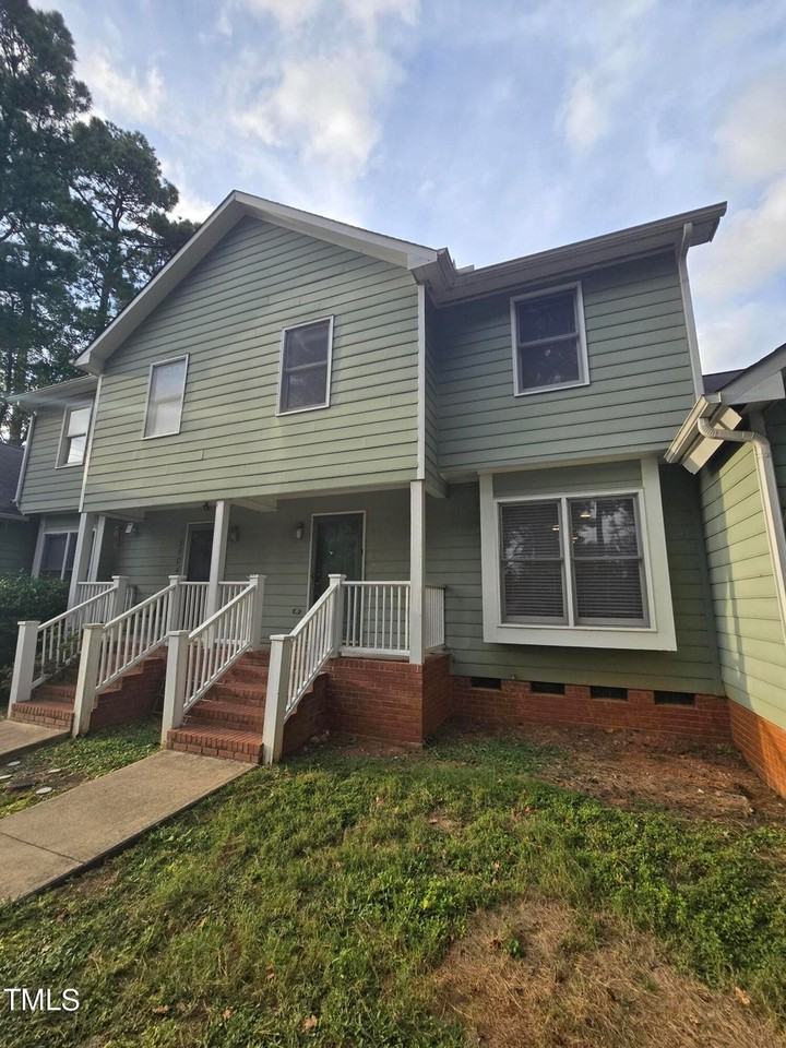 5502 Supreme Dr - Photo 2 of 40