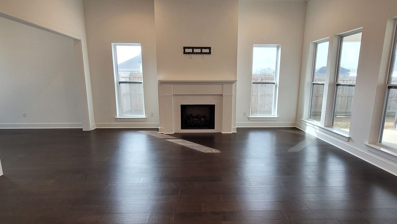 10130 Oak Colony Dr - Photo 4 of 13