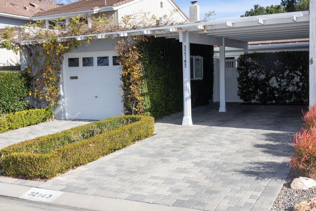 32143 Lake Meadow Ln - Photo 2 of 25