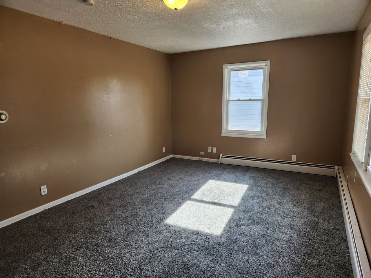 4308 10th St - Photo 2 of 12