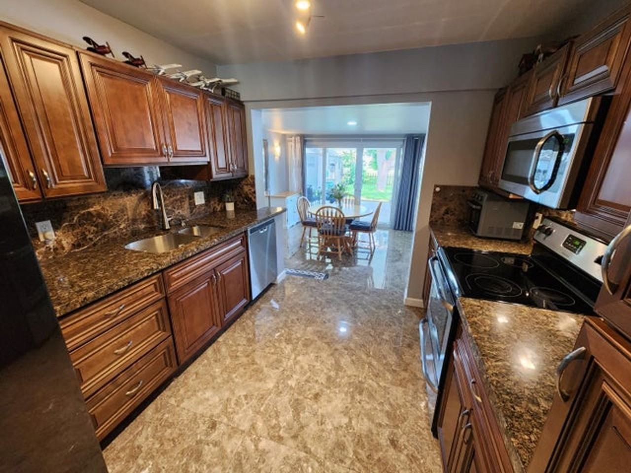 1754 Sw 28th Ter - Photo 3 of 22