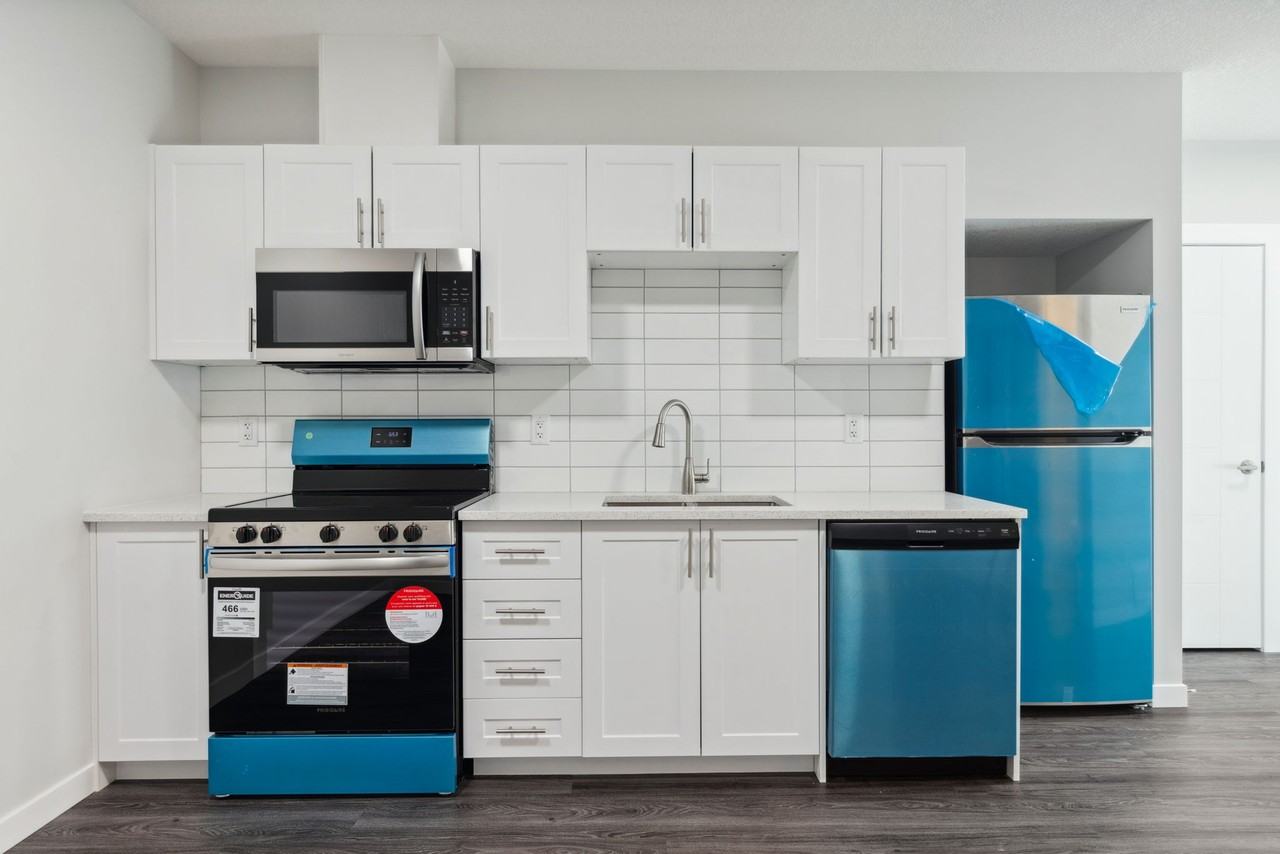 144 Setonstone Manor Se Lowr - Photo 2 of 11