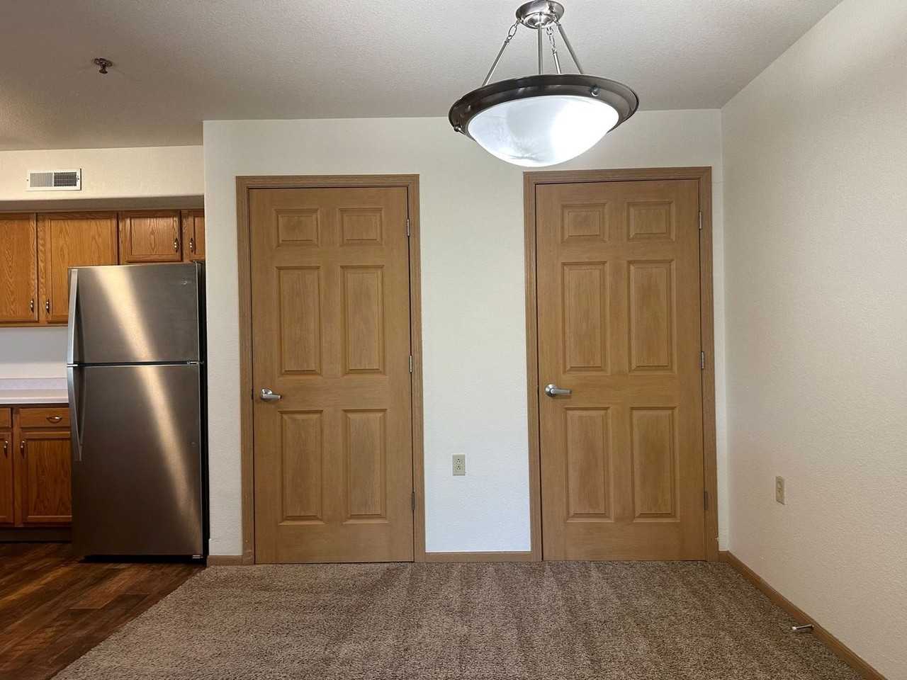 Madison Apartments - Photo 5 of 50