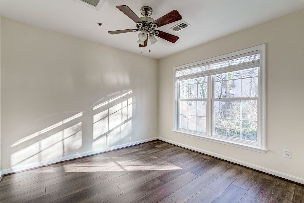 7119 Mason Grove Ct - Photo 2 of 25