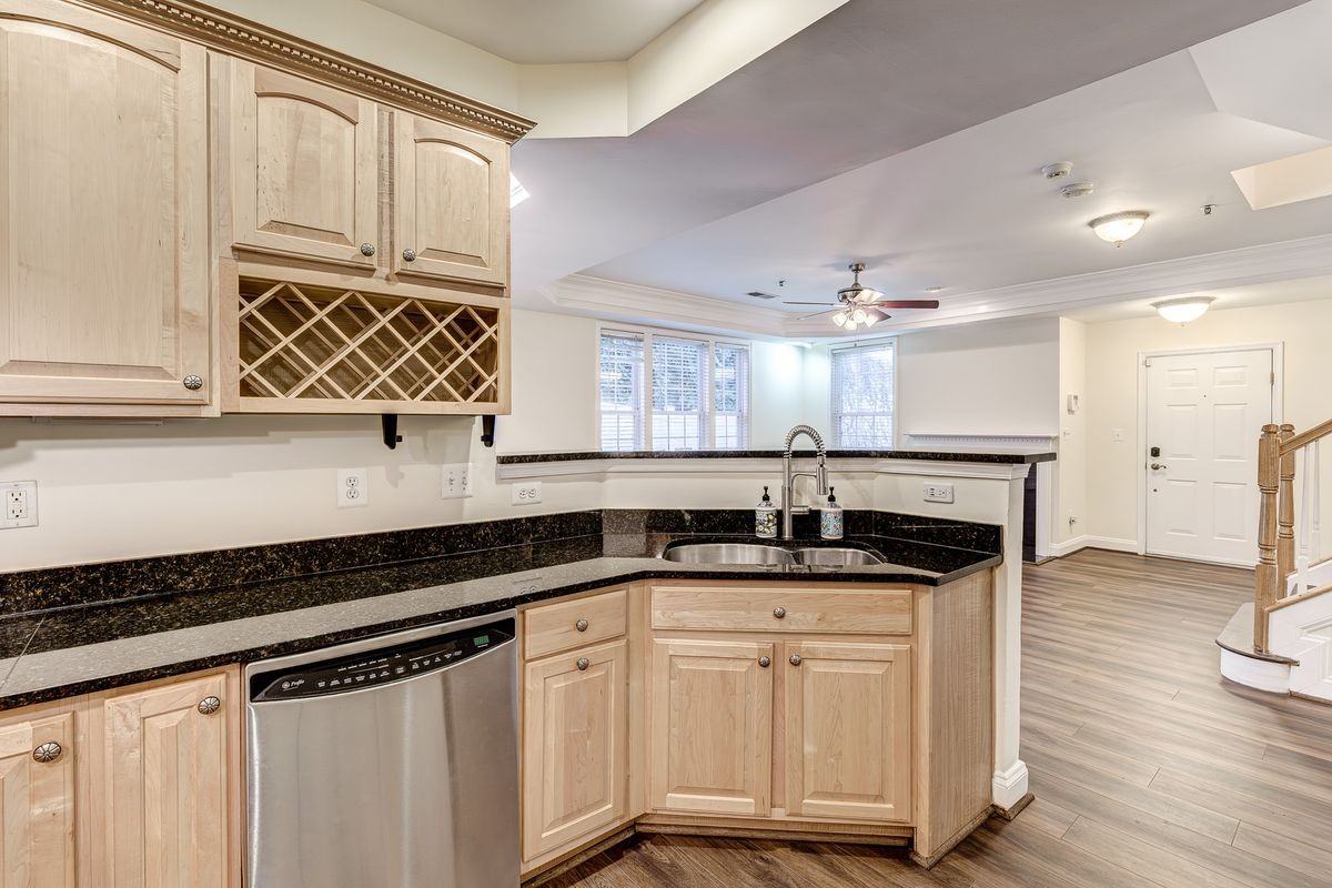 7119 Mason Grove Ct - Photo 3 of 25