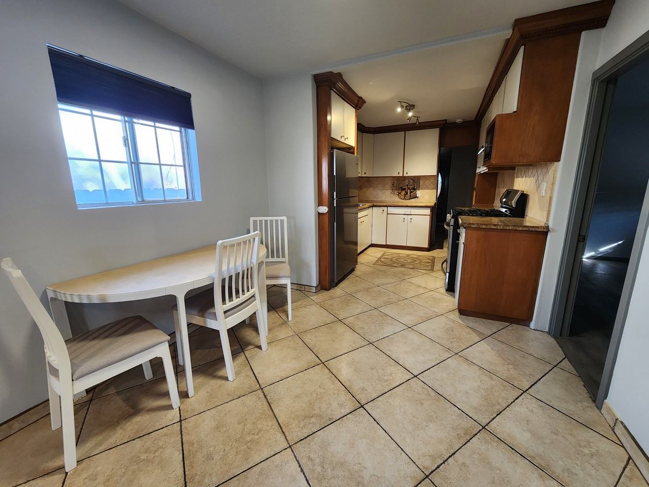 Private Room near LAX & Beaches - Photo 4 of 9