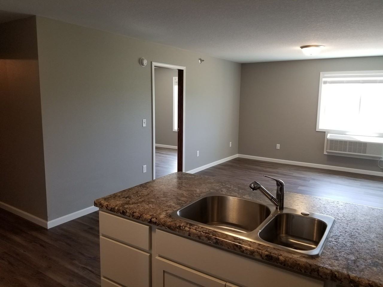 The Overlook Apartments - Photo 4 of 21