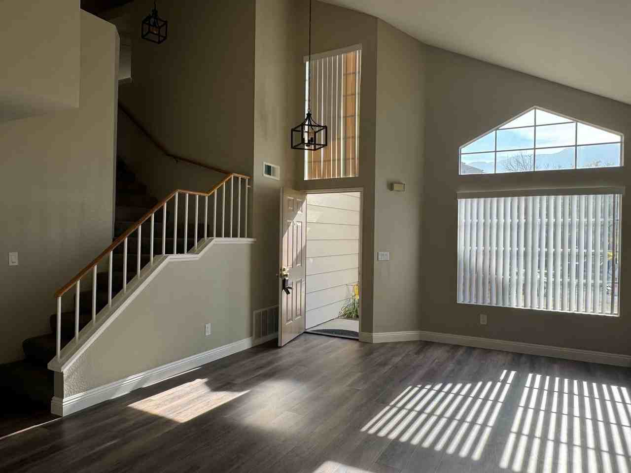 3139 Sagewood Ln - Photo 3 of 7