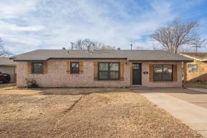 featured image of 2918 S Dallas St