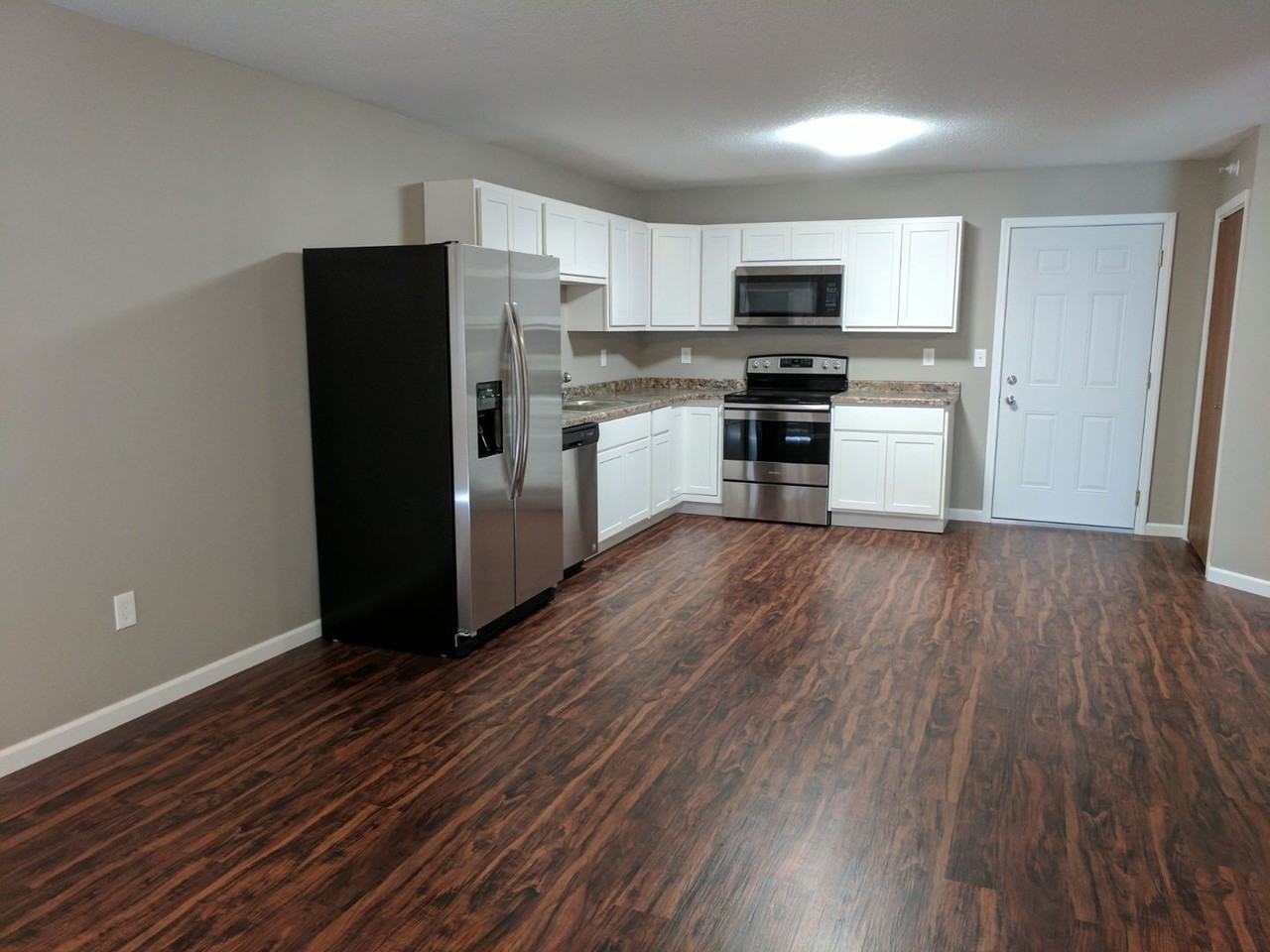 Rosewood Apartments - Photo 3 of 19