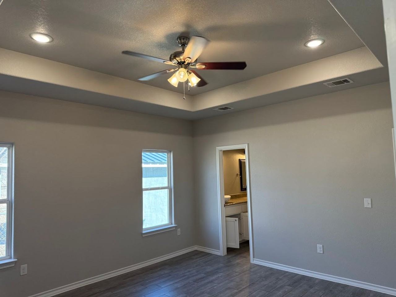 1636 Navajo Trl - Photo 6 of 12