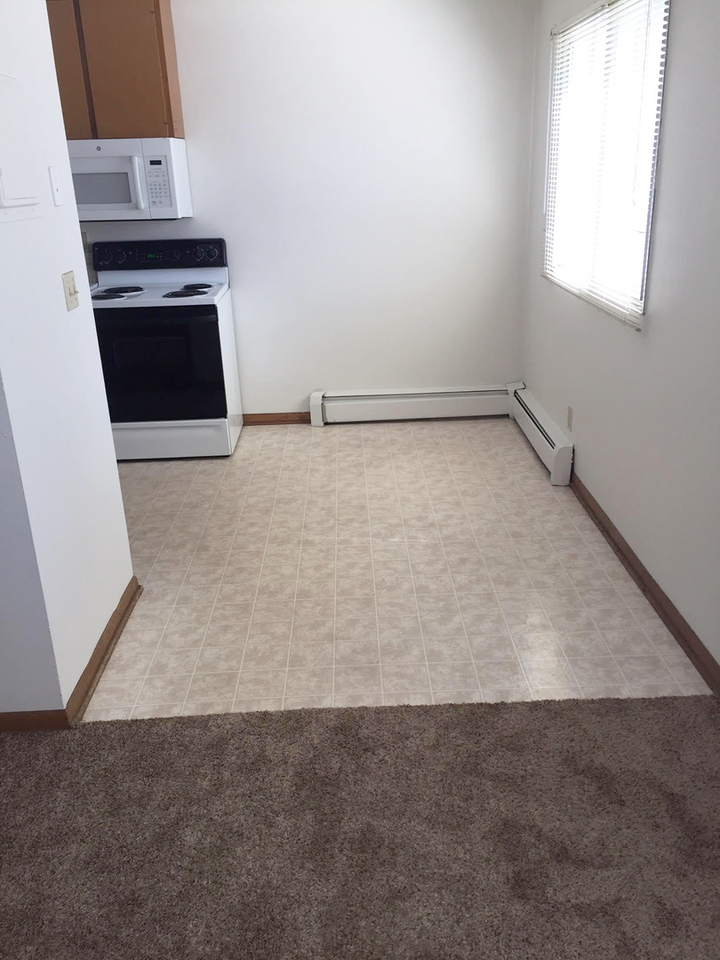 814 24th - Photo 3 of 15