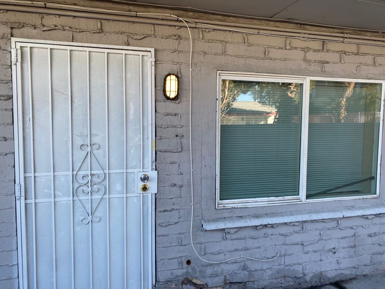 230 230 W BOSTON AVE  - 230 W BOSTON AVE #3 - Photo 2 of 9