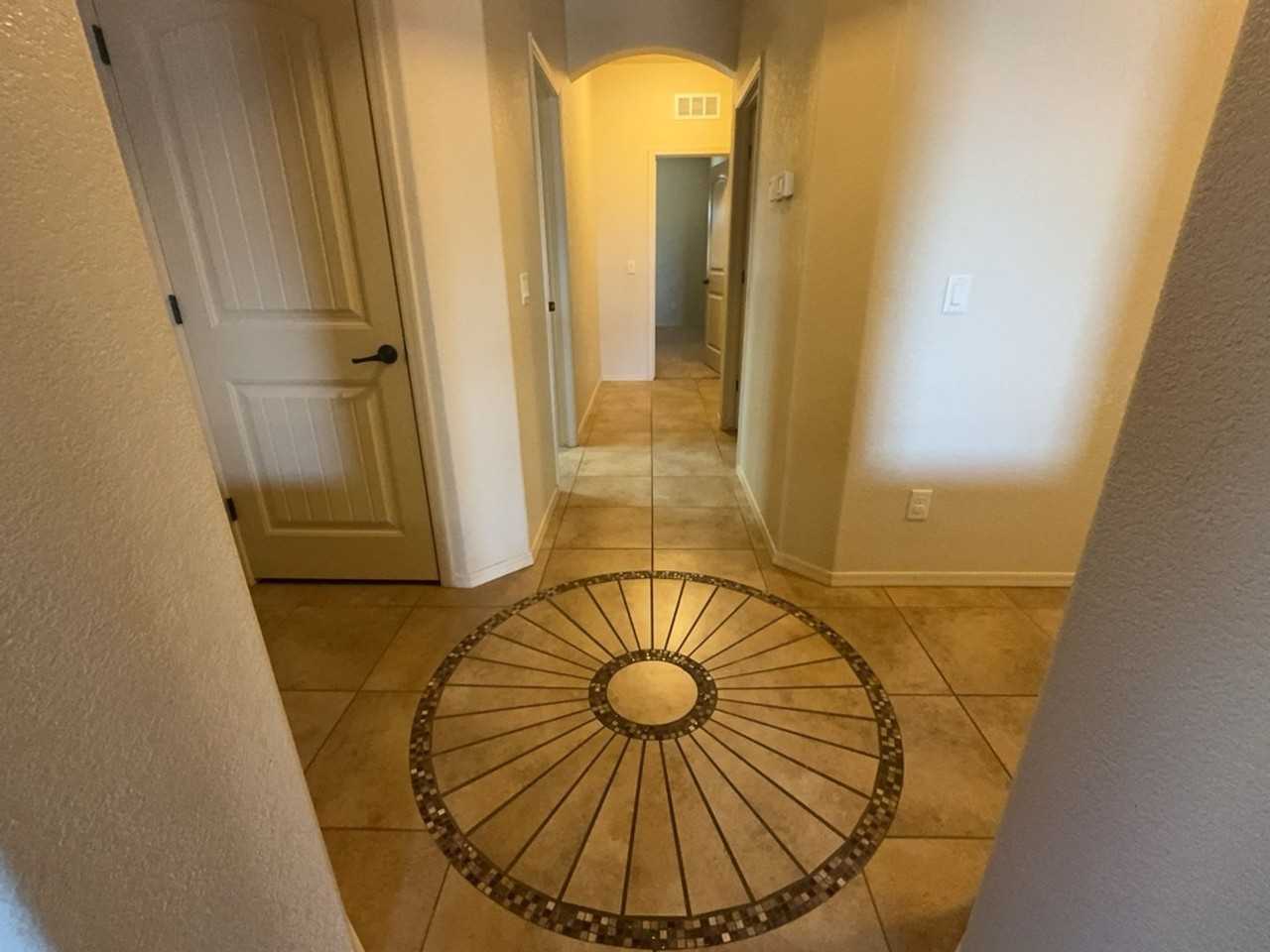 1614 Braddock Dr - Photo 4 of 23