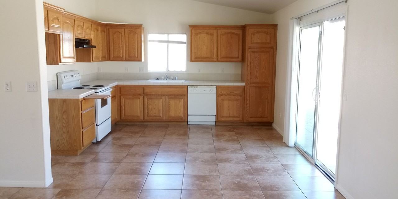 61929 Valley View Cir - Photo 2 of 12