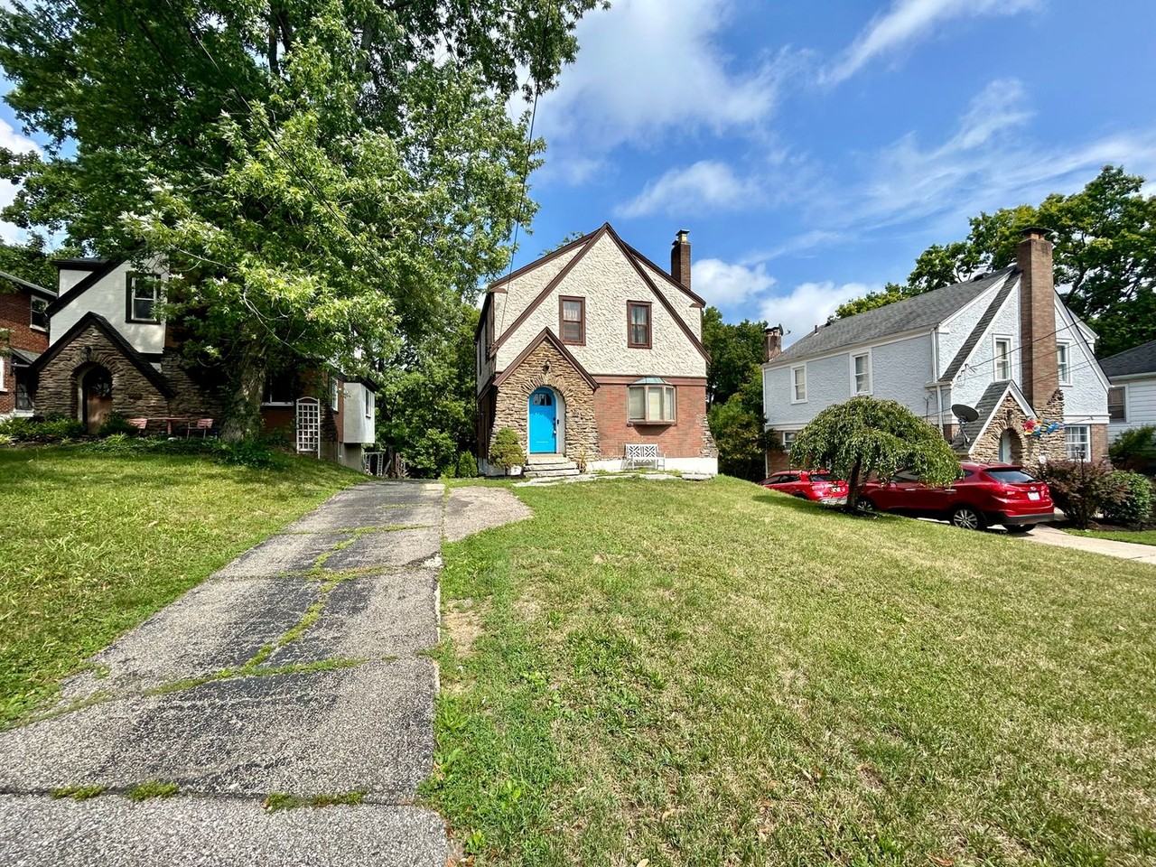 910 Kreis Ln - Photo 2 of 30