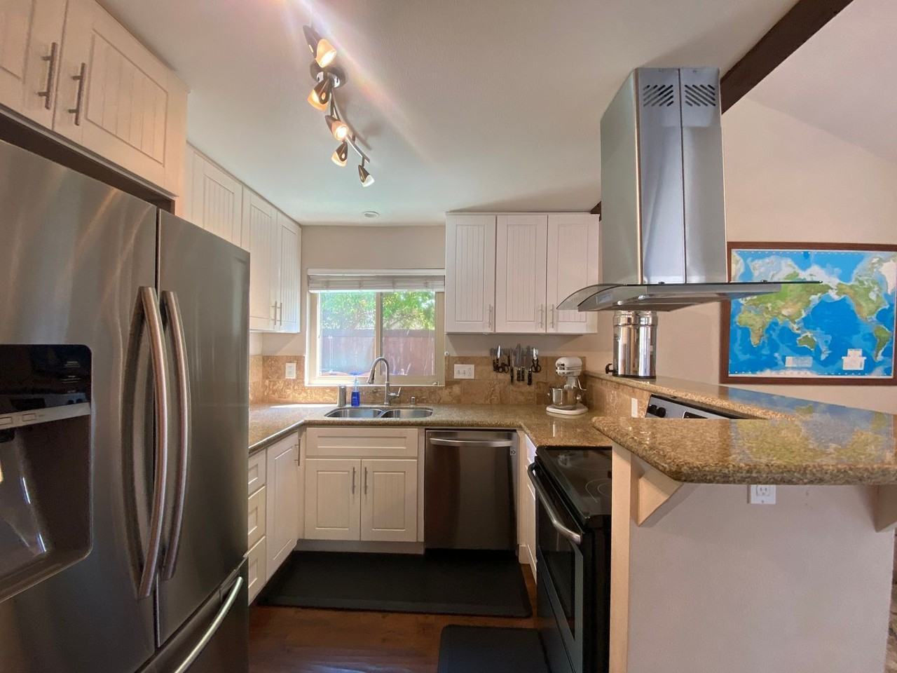 1496 Cactusridge St - Photo 3 of 35