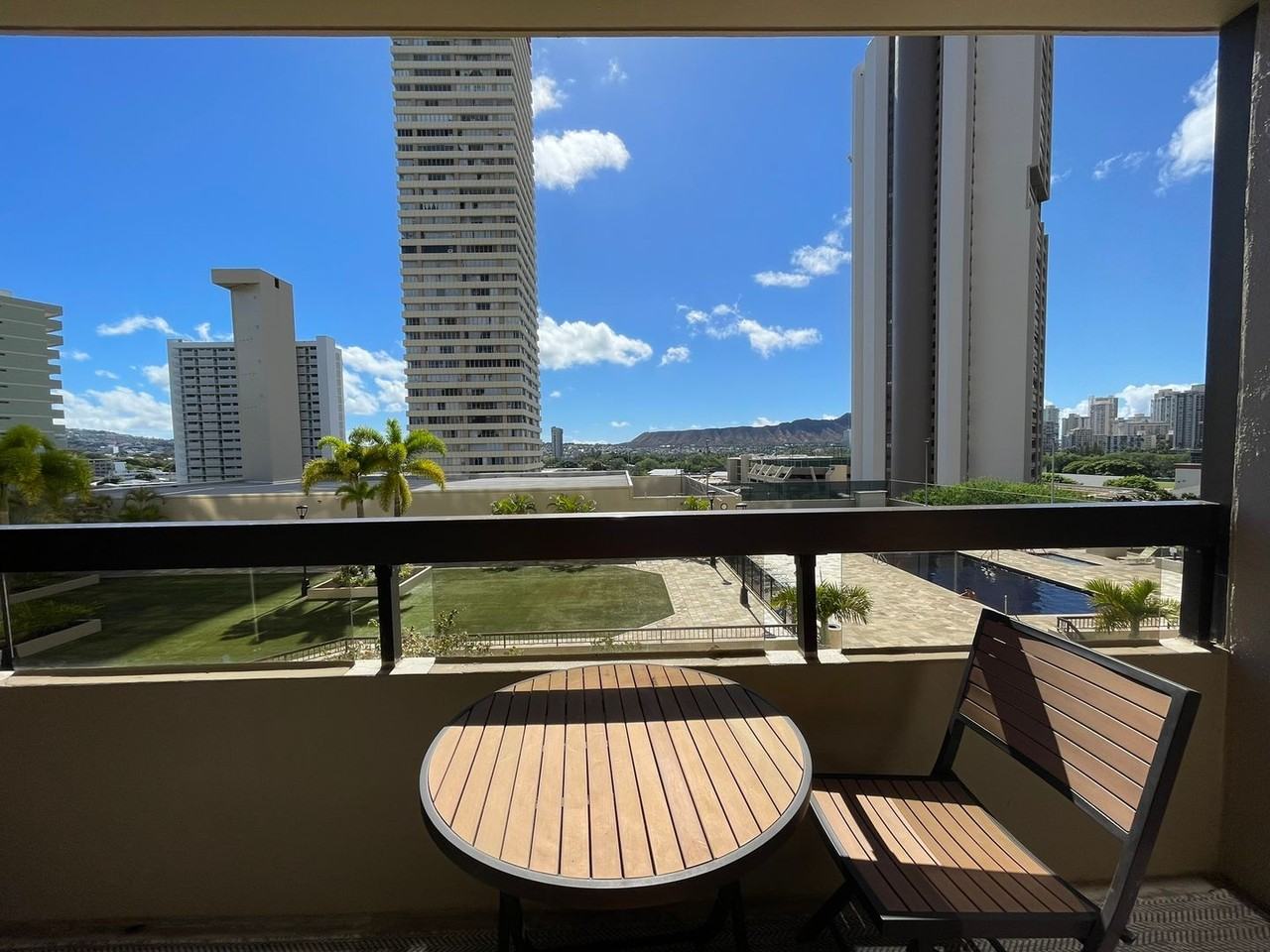 2499 Kapiolani Blvd #705 - Photo 4 of 19