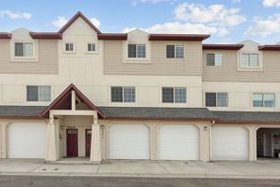 825 Crestmont Way #E - Photo 1 of 1