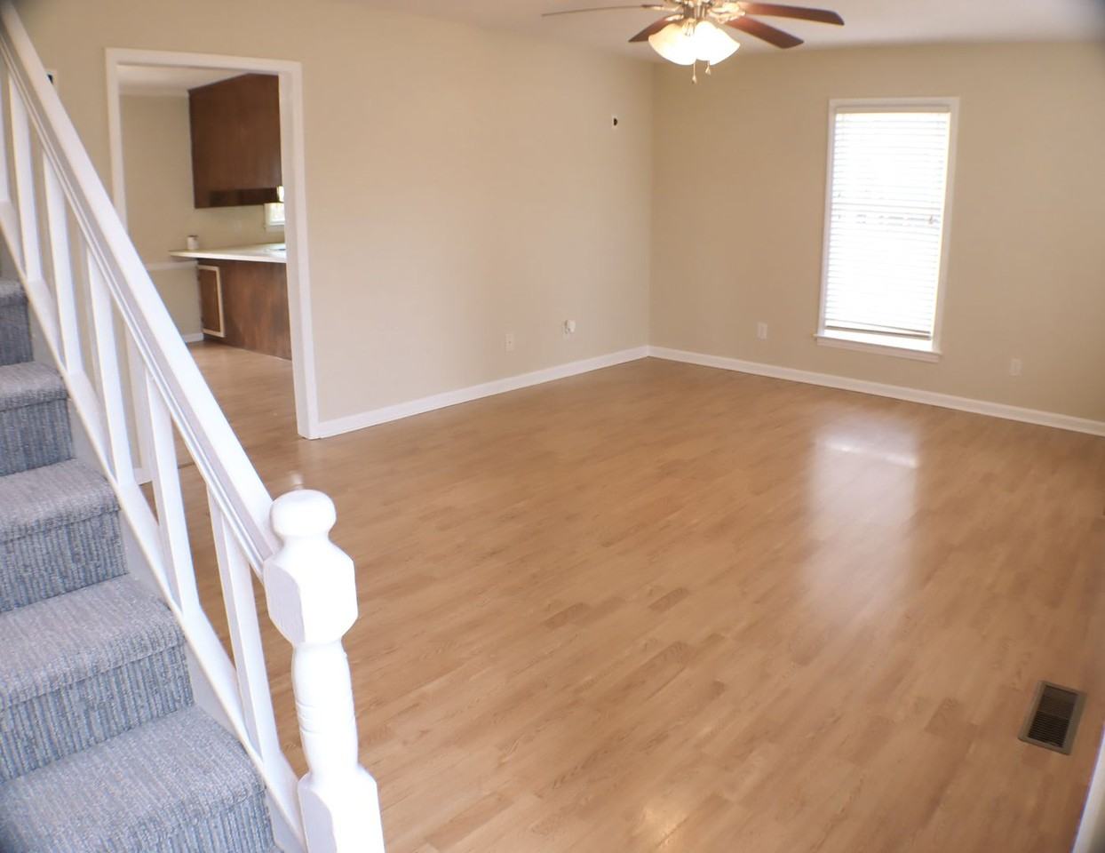 1116 Barnes St - Photo 6 of 46