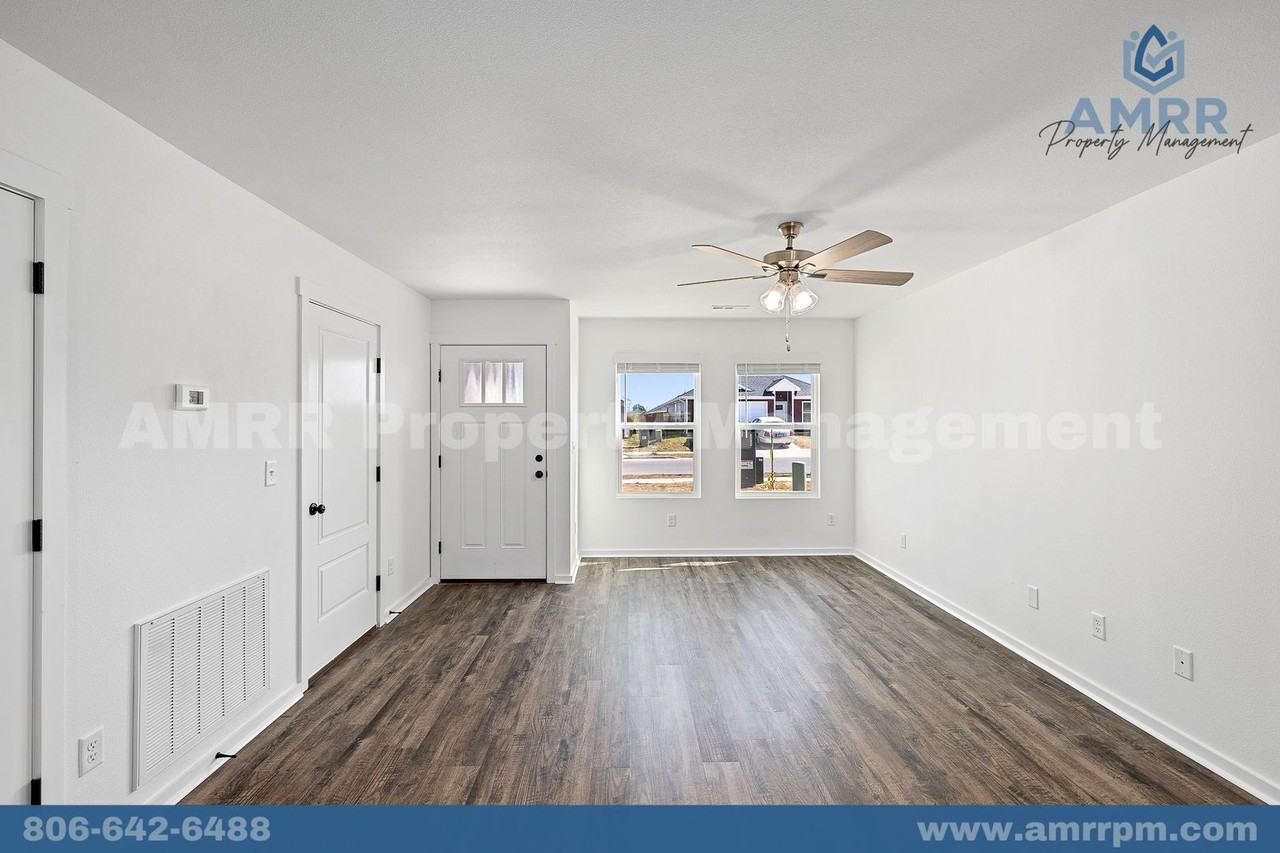 308 S Pearl St - Photo 5 of 24
