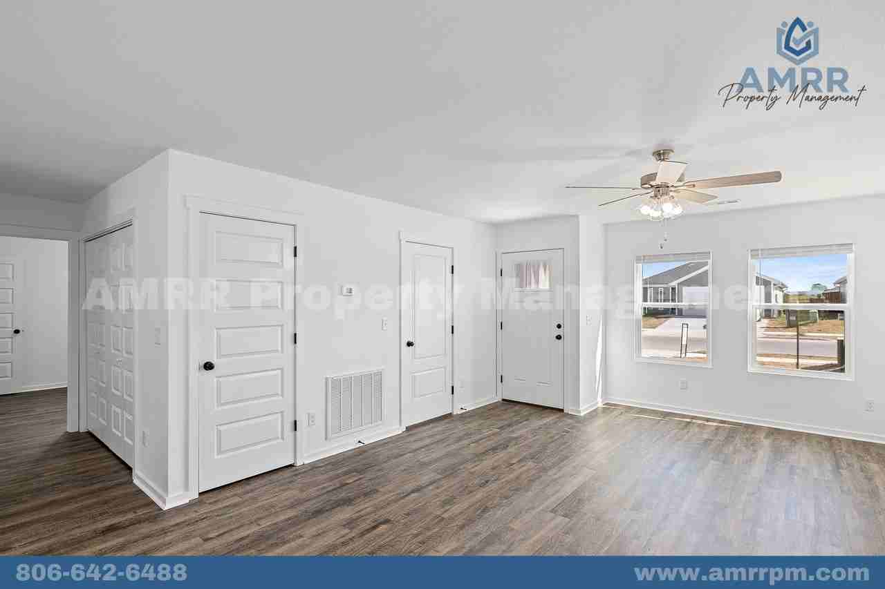 308 S Pearl St - Photo 6 of 24