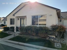 724 Young Ct  