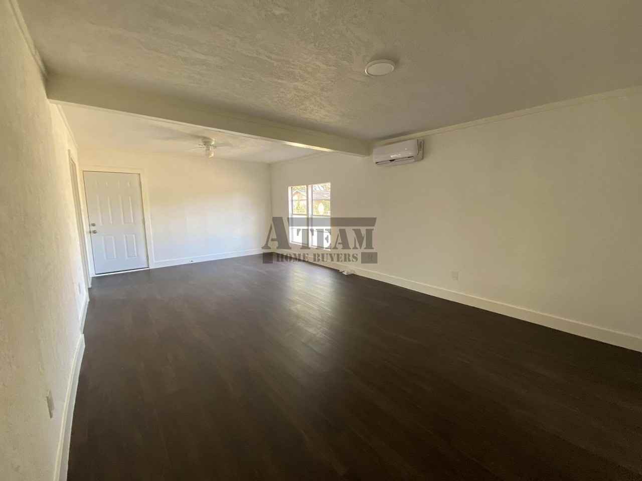 801 Walnut St - Photo 6 of 23