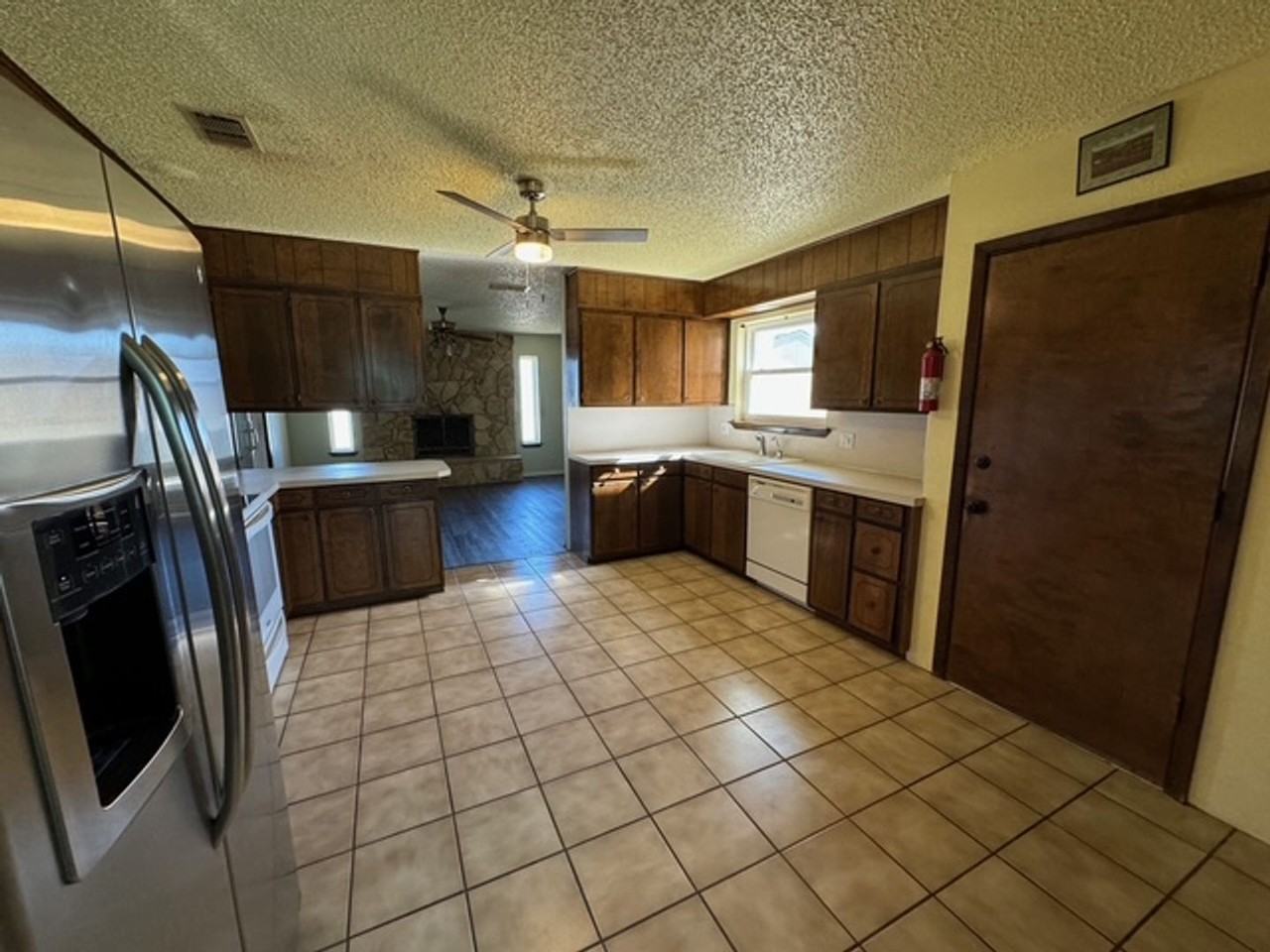 1913 Fairway Ter - Photo 6 of 27