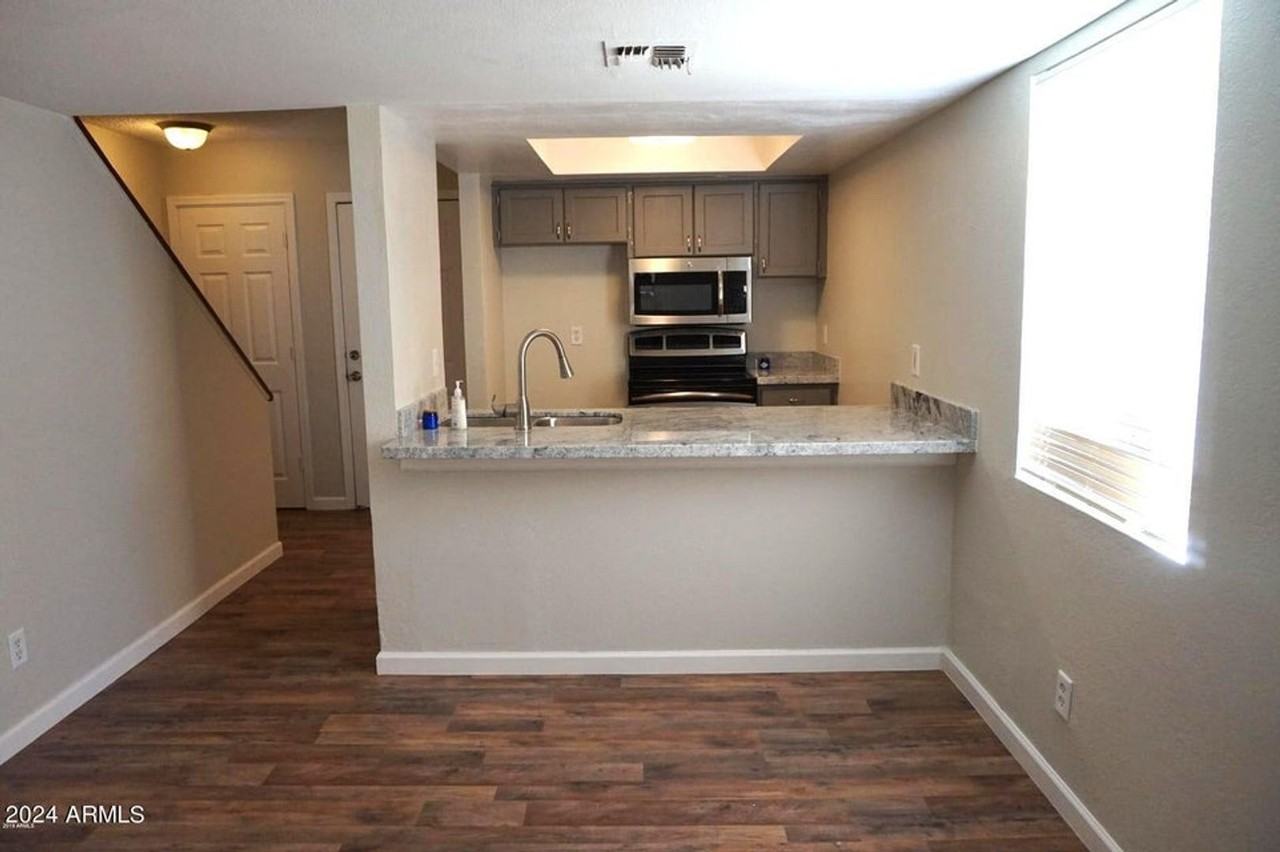 12245 N 21st Ave #1 - Photo 6 of 14