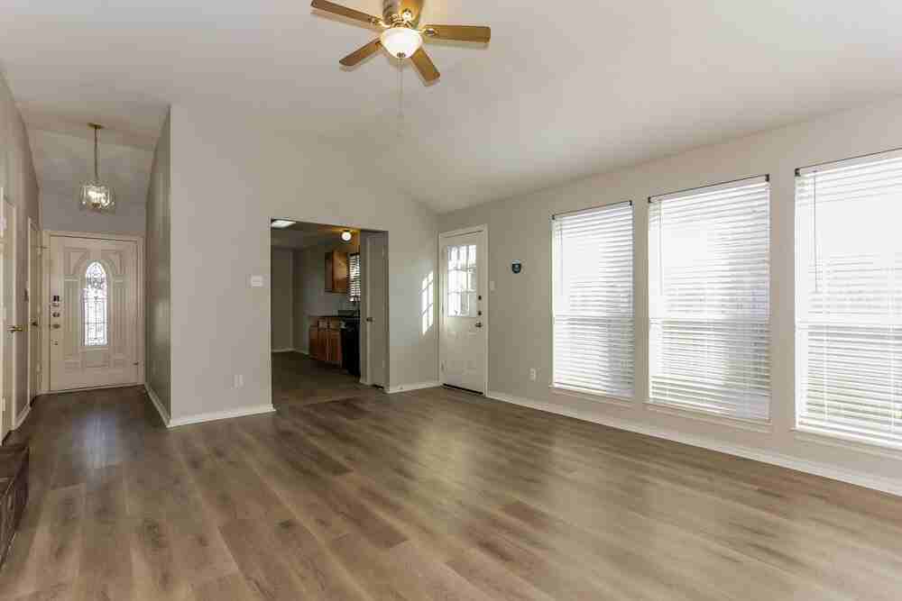 6375 Riverwater Trl - Photo 3 of 16