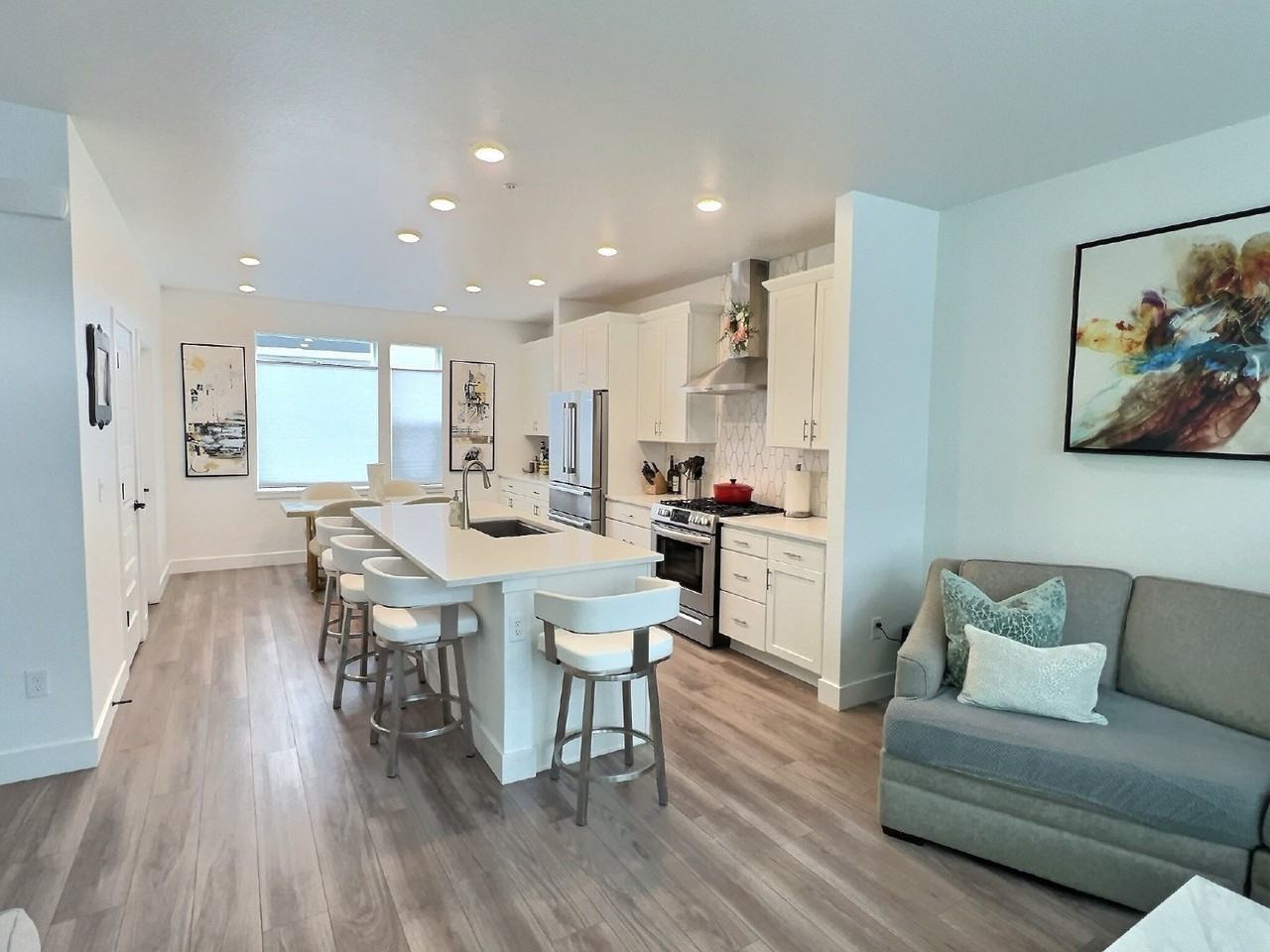 2811 W 69th Ave - Photo 2 of 30