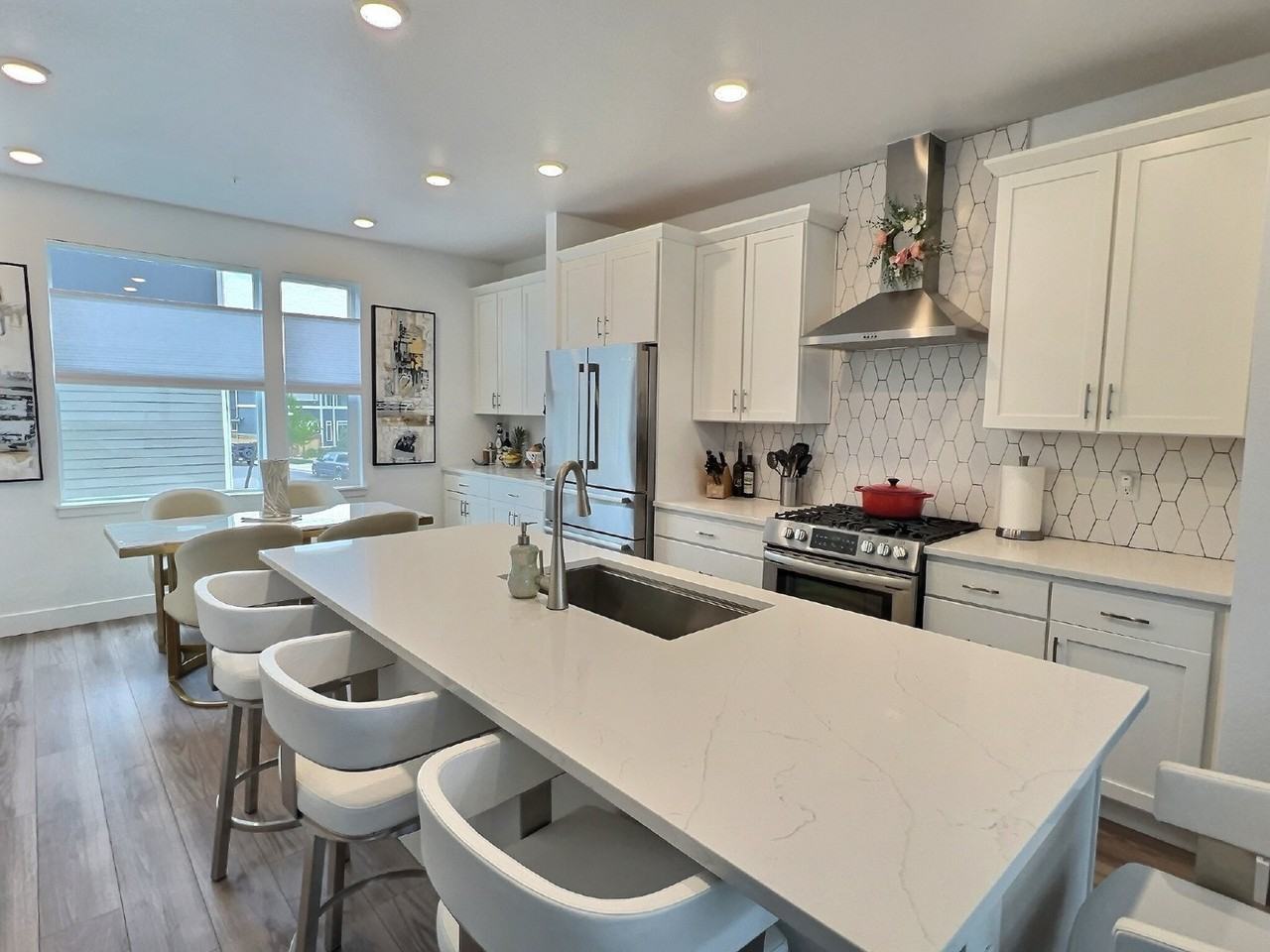 2811 W 69th Ave - Photo 3 of 30