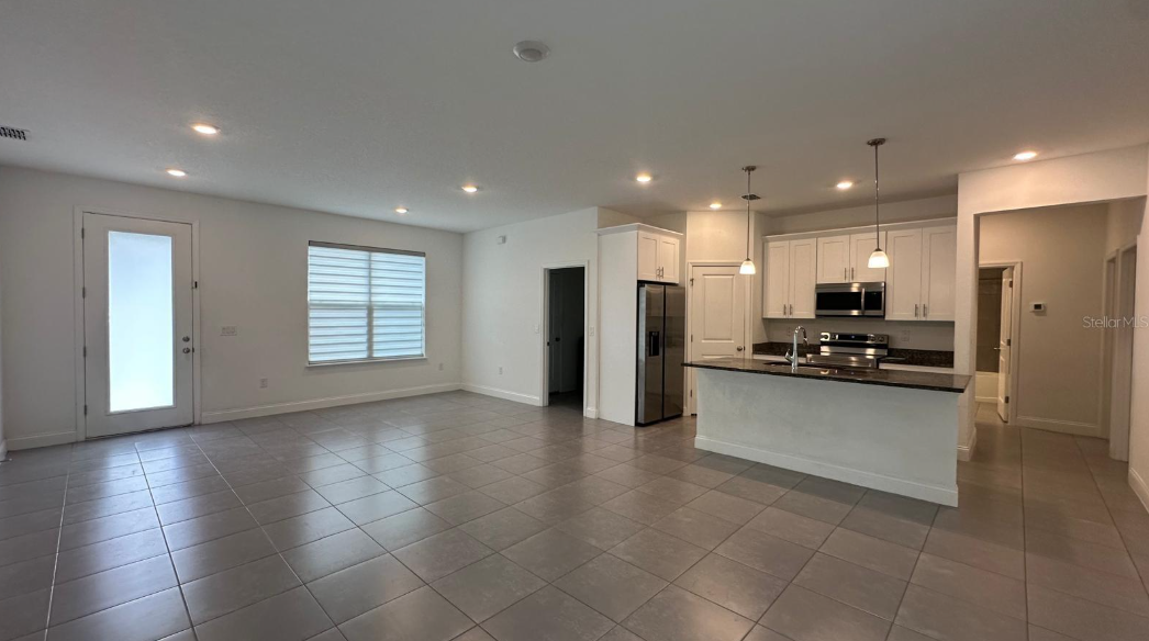 2399 Missouri Ave - Photo 5 of 21