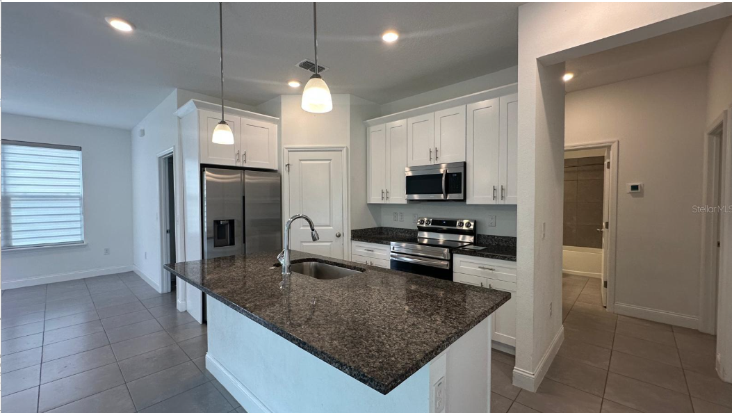 2399 Missouri Ave - Photo 6 of 21